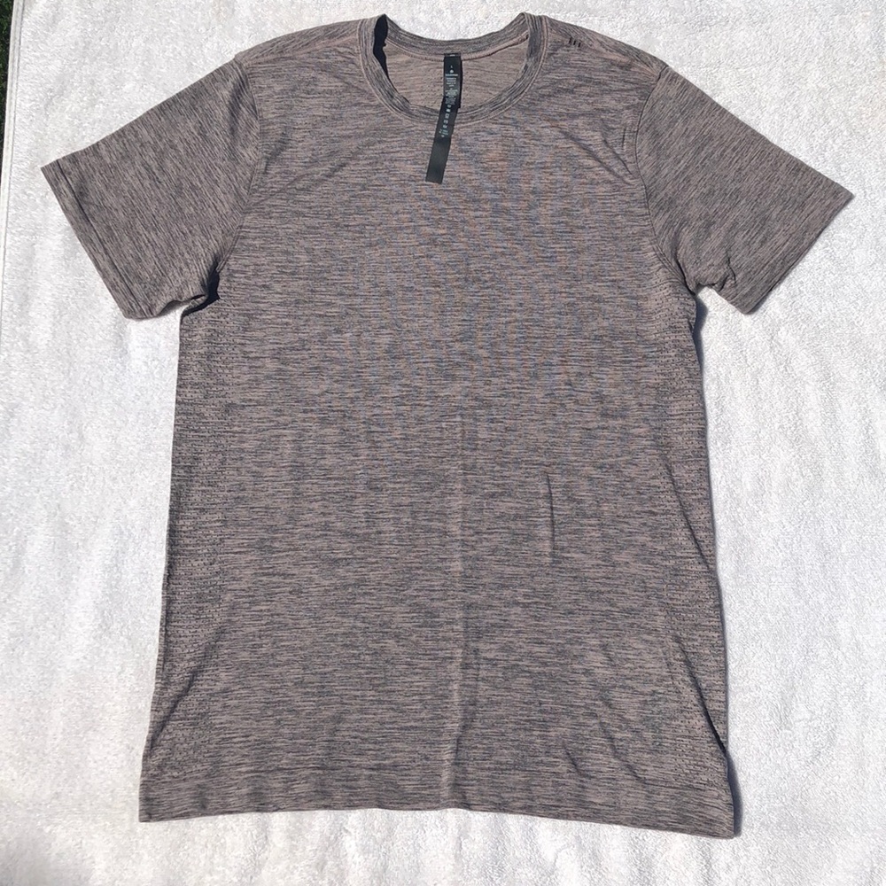 COPY - Athletic t-shirt